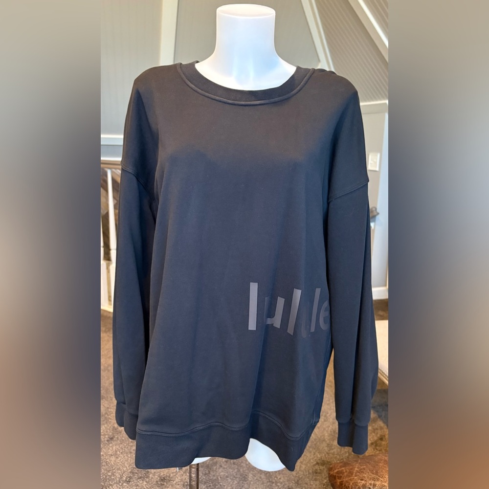 Lululemon Perfectly Oversized Sweatshirt w/ Logo Graphic